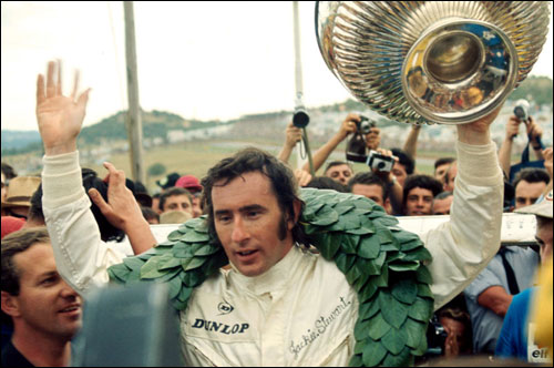 Победитель Гран При ЮАР 1969 года Джеки Стюарт