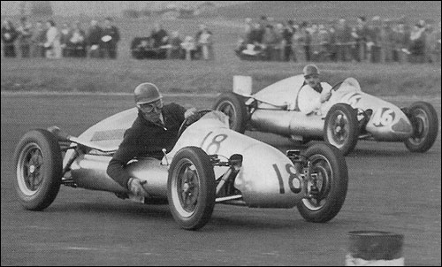 Кен Тиррел на трассе гонки Формулы Junior. 1953 год