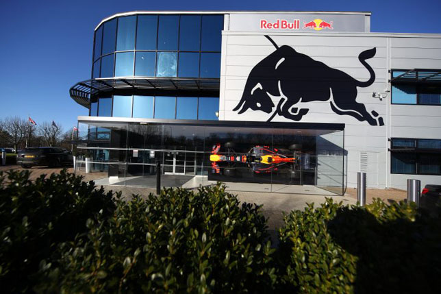 База Red Bull Racing в Милтон-Кинсе