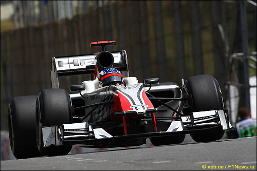 Даниеэль Риккардо за рулем HRT, Гран При Бразилии, 2011 год