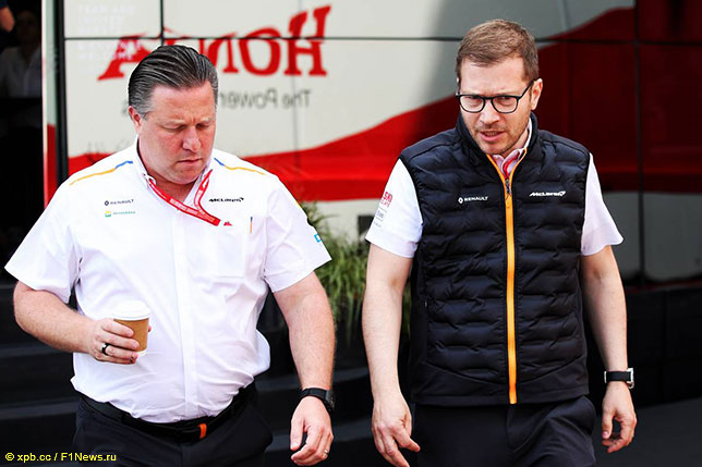 Зак Браун, исполнительный директор McLaren Racing, и Андреас Зайдль, руководитель команды McLaren