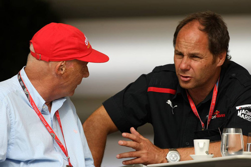 Ники Лауда (слева) и Герхард Бергер (Toro Rosso)