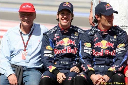 Ники Лауда с гонщиками Red Bull Racing