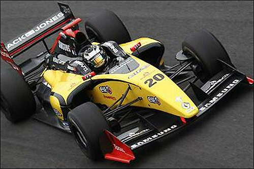 В 2013-м Кевин Магнуссен выступал под номером 20 в Мировой серии Renault