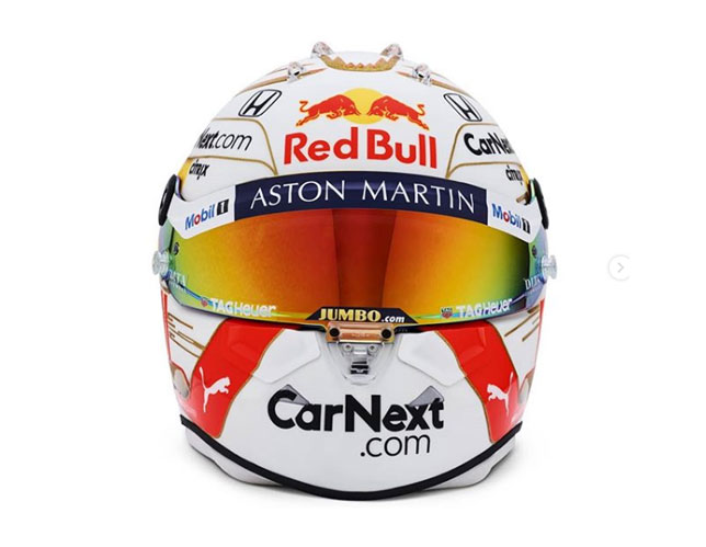 Шлем Макса Ферстаппена (фото из Instagram гонщика)