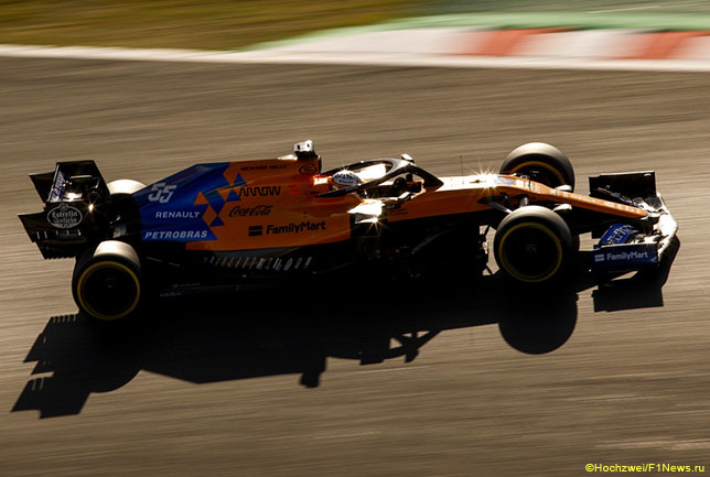 В Японии логотипы Petrobras на машинах McLaren ещё были