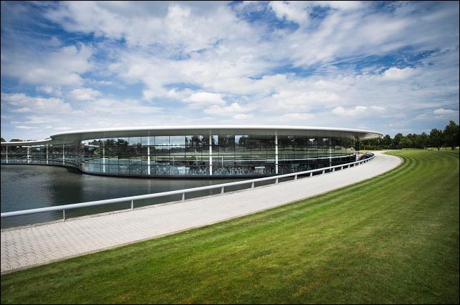 База McLaren в Уокинге. Фото пресс-службы McLaren