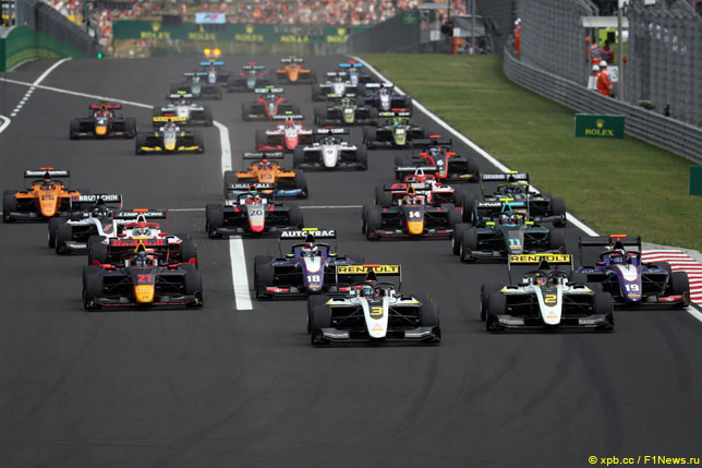 Старт гонки Формулы 3 в Венгрии, 2019 год