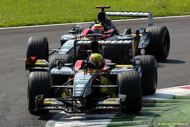 Машины Minardi на Гран При Италии 2002 года