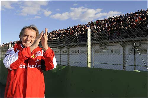 Лука ди Монтедземоло на празднике Ferrari в Валенсии