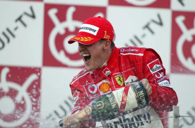 Михаэль Шумахер после победы в Гран При Японии 2004 года