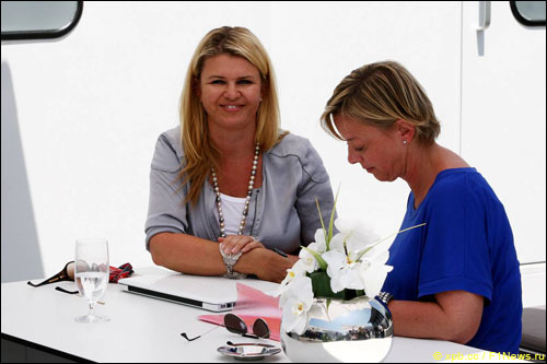 Корина Шумахер и Сабине Кем, 2011 год