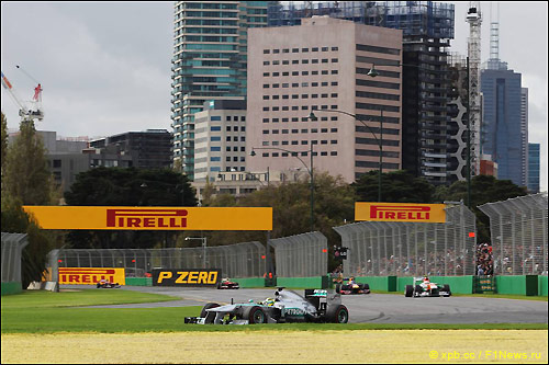 Нико Росбер на трассе Гран При Австралии, 2013 год