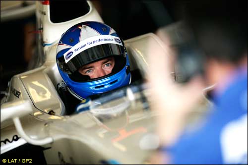 Вице-чемпион Ф2 Джолион Палмер принимал участие в тестах GP2 в ноябре 2010 года