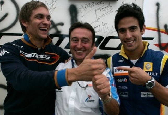 Виталий Петров, Адриан Кампос и Лукас ди Грасси, напарник российского гонщика в 2008 году, фото из Instagram В.Петрова