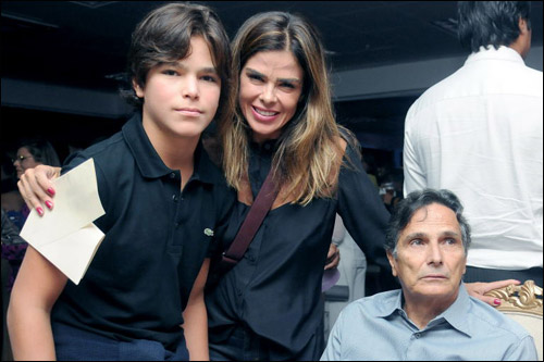 Педро Пике, со своей матерью Вивианн и отцом Нельсоном