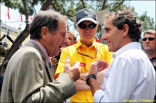 Ален Прост (справа) на Гран При Монако