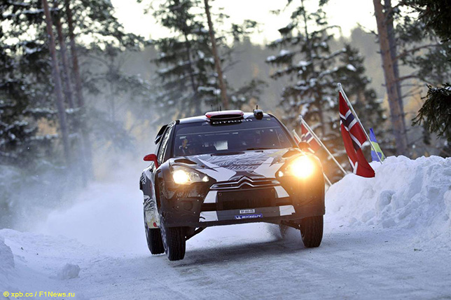 Кими Райкконен за рулём Citroen DS3 WRC на трассе Rally of Sweden, 2011 год