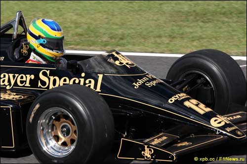 Бруно Сенна за рулем Lotus 98T