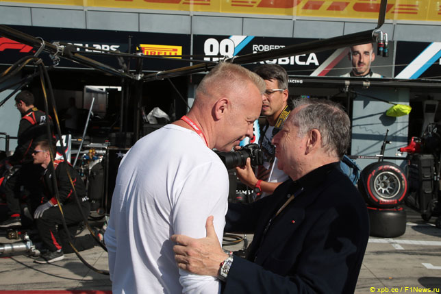 Дмитрий Мазепин и президент FIA Жан Тодт, 2019 год