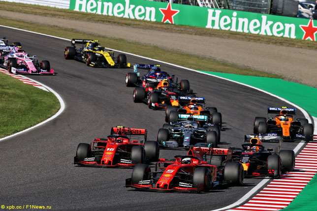 Гонщики Ferrari на старте Гран При Японии