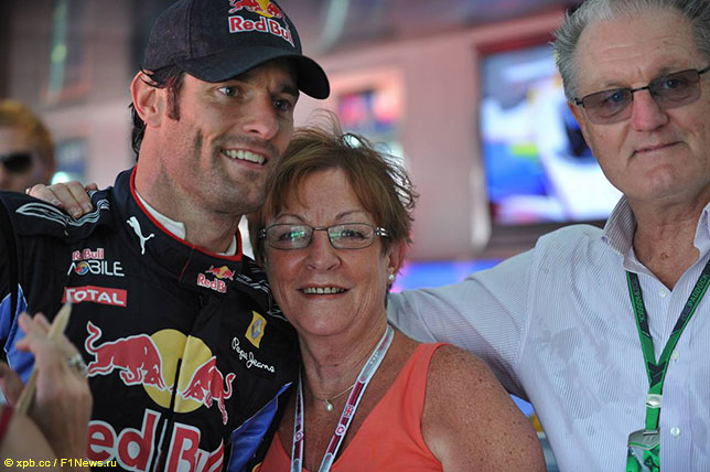 Марк Уэббер и его родители на Гран При Великобритании, 2010 год