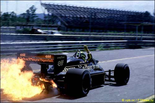 Айртон Сенна одержал на Lotus-Renault пять побед в Гран При
