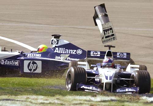 Столкновение Ральфа Шумахера и Хуана-Пабло Монтойи на втором круге Гран-при США