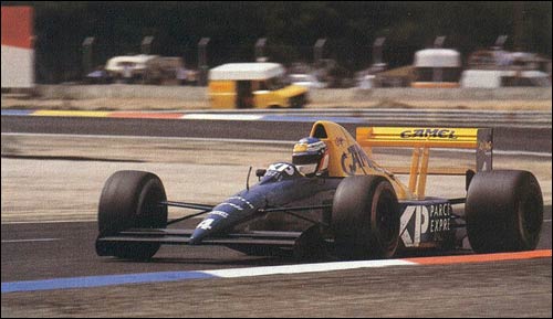 Дебютант Ф1 Жан Алези привел свой Tyrrell к финишу на четвёртой позиции
