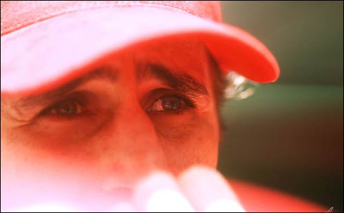 Пилот Williams в сезоне 1999 года Алессандро Дзанарди