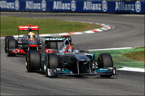 Борьба Михаэля Шумахера и Льюиса Хэмилтона на Гран При Италии 2011 года