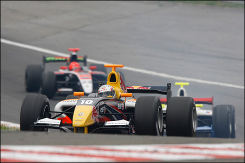Альгерсуари на трассе Мировой серии Renault. 2009 год