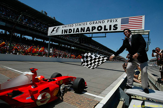 Михаэль Шумахер выигрывает Гран При США 2004 года