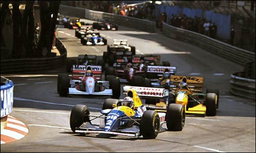 Ален Прост лидирует на старте Гран при Монако 1993 года
