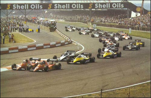 Пилоты Ferrari лидируют на старте Гран При Великобритании 1983 года