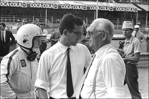 Мауро Форгьери с Энцо Феррари и пилотом Крисом Эймоном. Конец 60-х