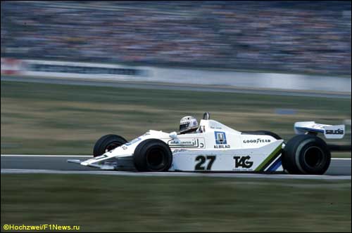 Первую победу в составе Williams Джонс одержан на Гран При Германии 1979 года 