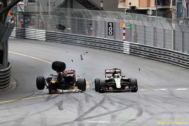 За аварию в Монако Максу Ферстаппену было начислено 2 штрафных балла, а также он потерял 5 мест на старте Гран При Канады