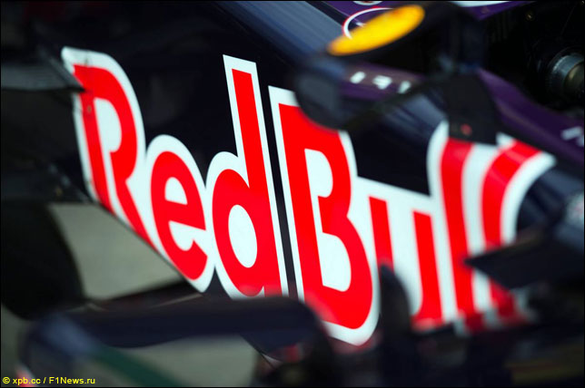 Эмблема Red Bull