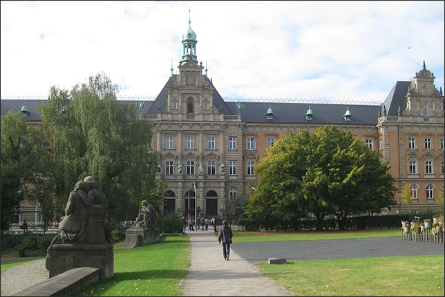 Окружной суд Гамбурга
