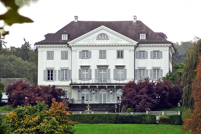 Замок Ойгенсберг