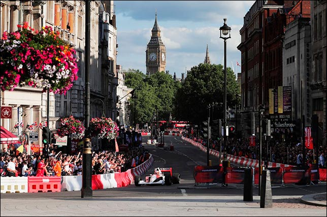Шоу F1 Live в Лондоне. Фото пресс-службы McLaren