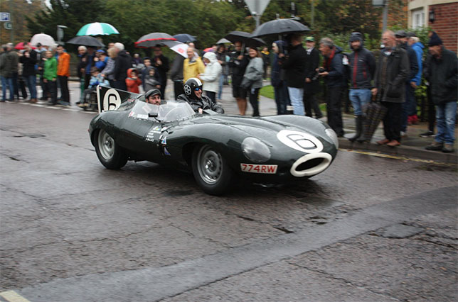 Спорткар Jaguar D-Type – на подобной машине Майк Хоторн в 1955-м выиграл Ле-Ман