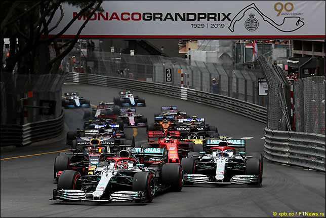 Старт Гран При Монако 2019