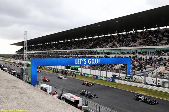 Старт Гран При Португалии 2020