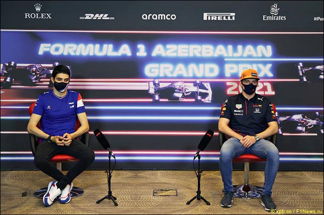 Эстебан Окон (Alpine) и Макс Ферстаппен (Red Bull Racing) на пресс-конференции в четверг