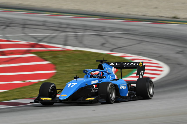 Виктор Мартинс показал лучшее время на тестах Формулы 3