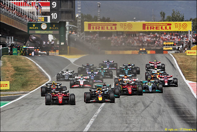 Старт Гран При Испании 2022