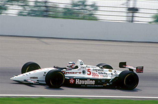 Найджел Мэнселл, выступая за Newman/Haas, стал чемпионом IndyCar в 1993 году