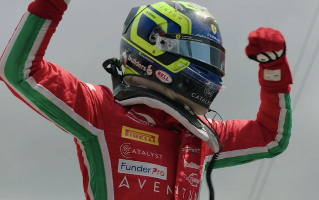 Оливер Берман, победитель воскресной гонки в Барселоне, фото Формулы 2